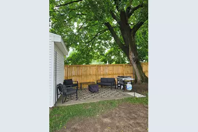 808 Wallace Street, Cadillac, MI 49601 - Photo 5