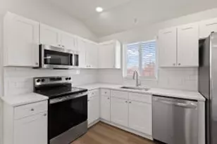 1215 Corporate Dr, Adrian, MI 49221 - Photo 5