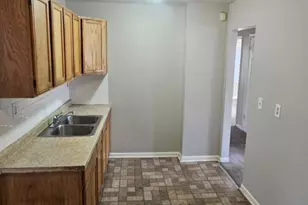 16888 Lenore, Detroit, MI 48219 - Photo 3