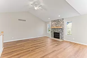 48416 Kelly Lea Ln, Chesterfield, MI 48051 - Photo 19