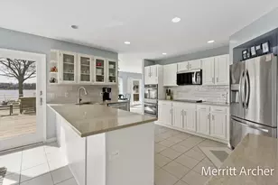 1499 Glenwood Ave, Muskegon, MI 49445 - Photo 33