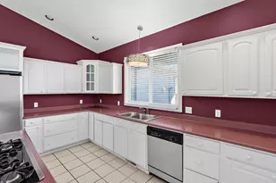 7625 Timberview Ave, Kalamazoo, MI 49009 - Photo 15