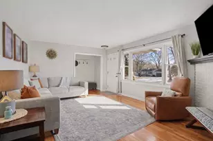 230 W Byron Rd, Norton Shores, MI 49441 - Photo 7