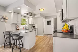 230 W Byron Rd, Norton Shores, MI 49441 - Photo 11