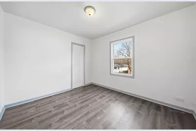 209 W High Street, Jackson, MI 49203 - Photo 17