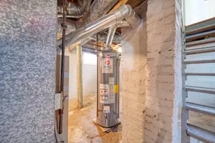 209 W High St, Jackson, MI 49203 - Photo 27