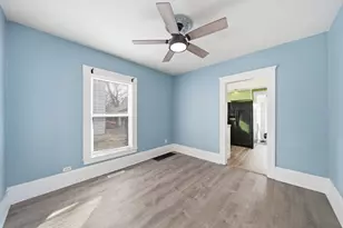 209 W High St, Jackson, MI 49203 - Photo 9