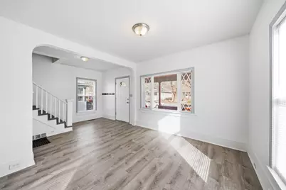 209 W High Street, Jackson, MI 49203 - Photo 7