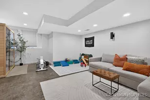 455 La Grave Ave SE, Grand Rapids, MI 49503 - Photo 21