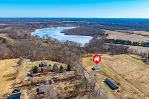 41823 Waukeenah Dr, Paw Paw, MI 49079 - Photo 23