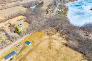 41823 Waukeenah Dr, Paw Paw, MI 49079 - Photo 15