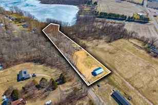 41823 Waukeenah Dr, Paw Paw, MI 49079 - Photo 3