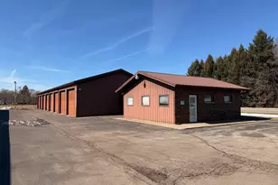 2722 Pipestone Rd, Benton Harbor, MI 49022 - Photo 1