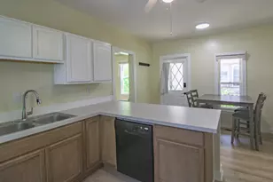 637 Prospect Ave NE, Grand Rapids, MI 49503 - Photo 11