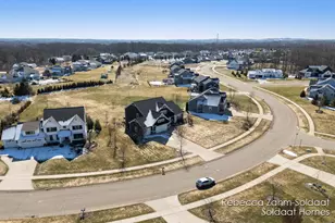 5752 Stonebridge Dr SW, Grandville, MI 49418 - Photo 81