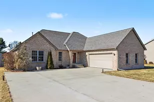 239 Hatch Ave, Coldwater, MI 49036 - Photo 1