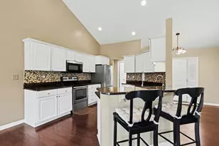 239 Hatch Ave, Coldwater, MI 49036 - Photo 5