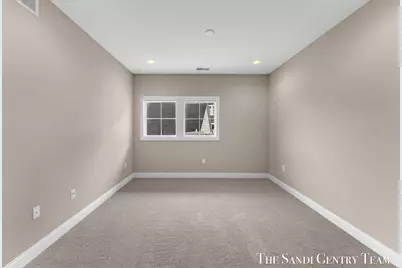 917 W Savidge Street #15, Spring Lake, MI 49456 - Photo 27