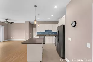 917 W Savidge St, Spring Lake, MI 49456 - Photo 19