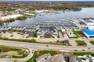 917 W Savidge St, Spring Lake, MI 49456 - Photo 33