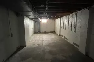 28526 Brentwood St, Southfield, MI 48076 - Photo 9