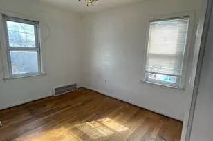 28526 Brentwood St, Southfield, MI 48076 - Photo 5