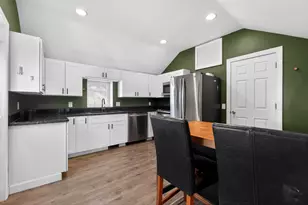 309 Godfroy Ave, Monroe, MI 48162 - Photo 5