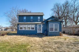 1025 Hamilton St, Jackson, MI 49202 - Photo 1