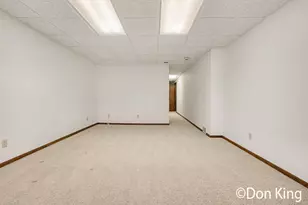 2151 Ter Van Dr NE, Grand Rapids, MI 49505 - Photo 15