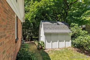 1440 Edgewood Ave SE, Grand Rapids, MI 49506 - Photo 57