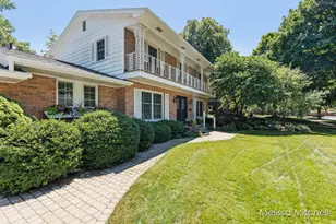 1440 Edgewood Ave SE, Grand Rapids, MI 49506 - Photo 5