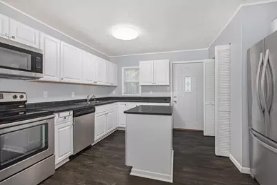 822 Shumway Avenue, Portage, MI 49002 - Photo 5