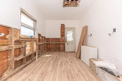 143 Bates Street, Jackson, MI 49202 - Photo 21