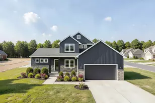 33 Aviara Oaks Pkwy, Jackson, MI 49201 - Photo 3