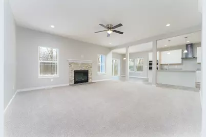 33 Aviara Oaks Parkway, Jackson, MI 49201 - Photo 9