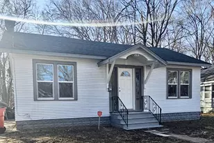 1156 Mc Alister Ave, Benton Harbor, MI 49022 - Photo 1