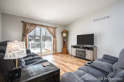 5278 Swanwood Street SE, Caledonia, MI 49316 - Photo 9