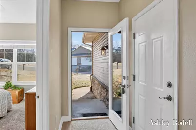 18685 Panther Ridge Drive #18, Battle Creek, MI 49017 - Photo 3