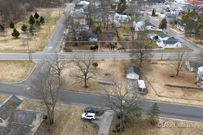222 S Division Street, Lowell, MI 49331 - Photo 9