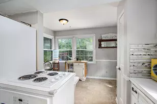 267 Parchmount Ave, Kalamazoo, MI 49004 - Photo 11