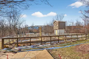 2022 Celadon Dr NE, Grand Rapids, MI 49525 - Photo 31