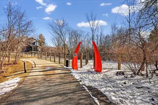 2022 Celadon Dr NE, Grand Rapids, MI 49525 - Photo 29