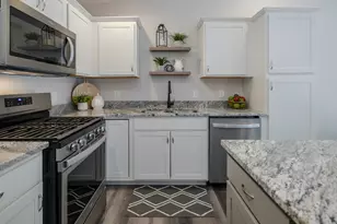 7181 Glendora Ln, Kalamazoo, MI 49009 - Photo 3