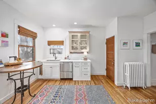 202 E 26th St, Holland, MI 49423 - Photo 11