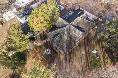 202 E 26th Street, Holland, MI 49423 - Photo 29