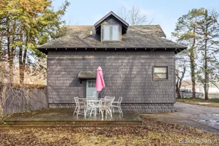 202 E 26th St, Holland, MI 49423 - Photo 23