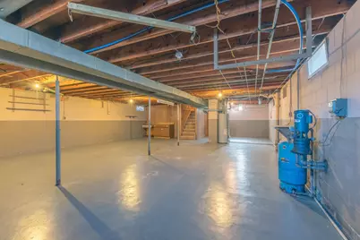 1712 W Ogden Circle, Benton Harbor, MI 49022 - Photo 25