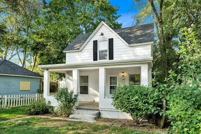 865 10th Street NW, Grand Rapids, MI 49504 - Photo 1