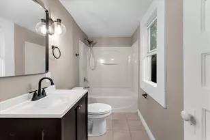 865 10th St NW, Grand Rapids, MI 49504 - Photo 21