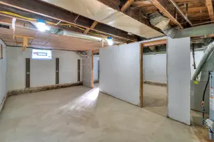 121 N Thompson St, Jackson, MI 49202 - Photo 25